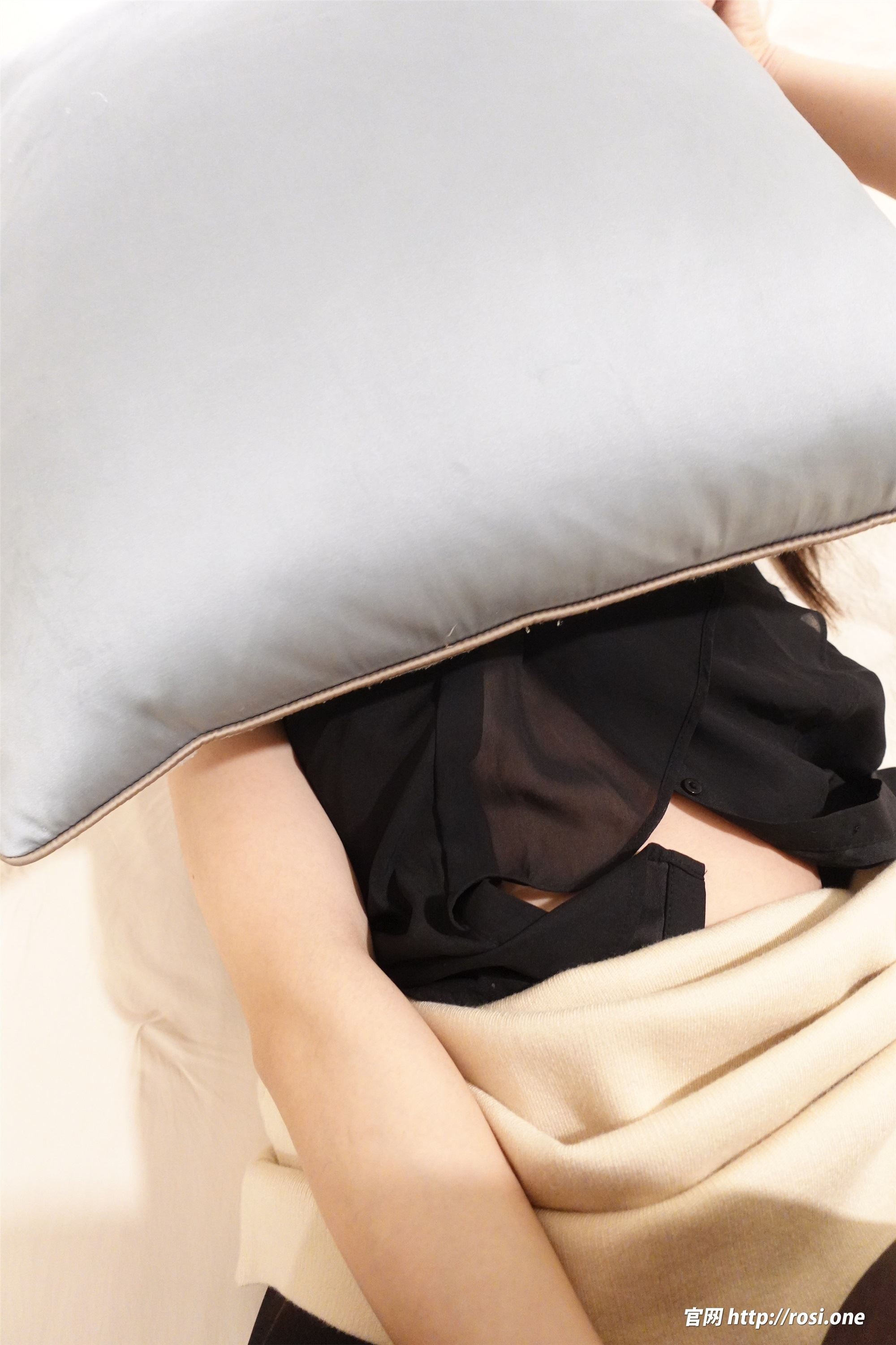 ROSI写真 2022.08.07 NO.3898